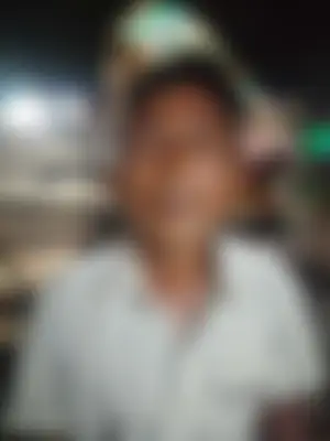 মোঃ আাউয়াল মিয়া - 33 years, Sunamganj